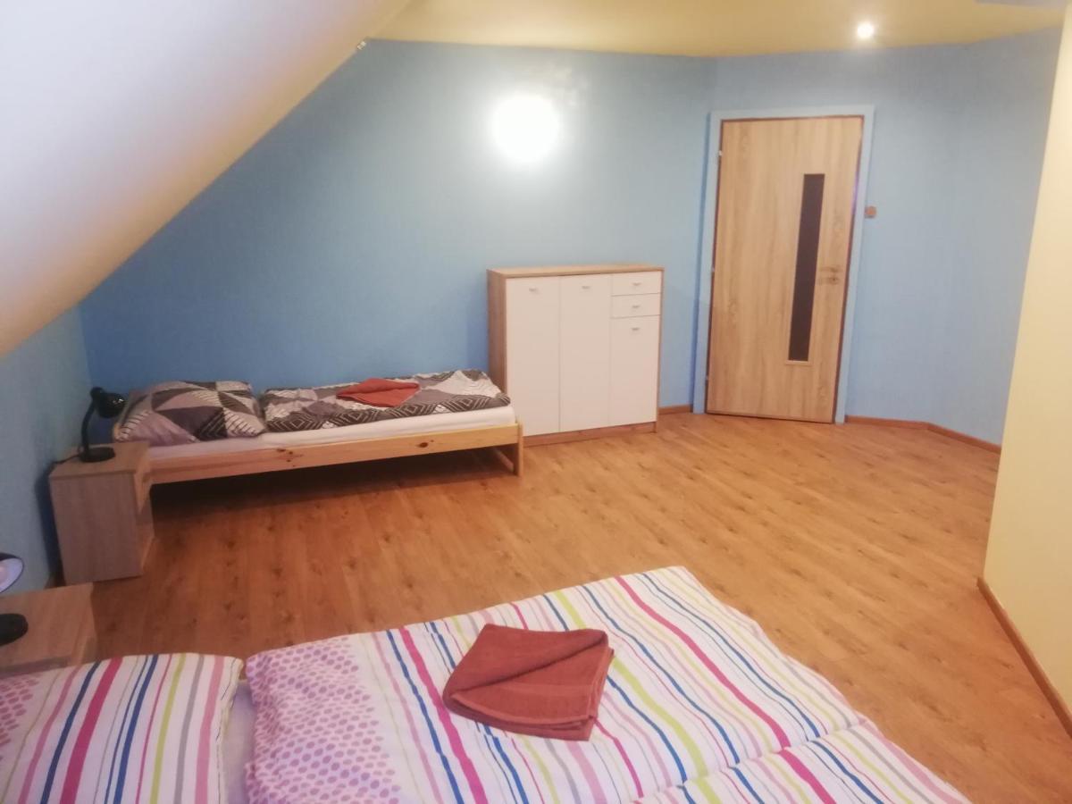 Appartamento privát femamki Licartovce Esterno foto
