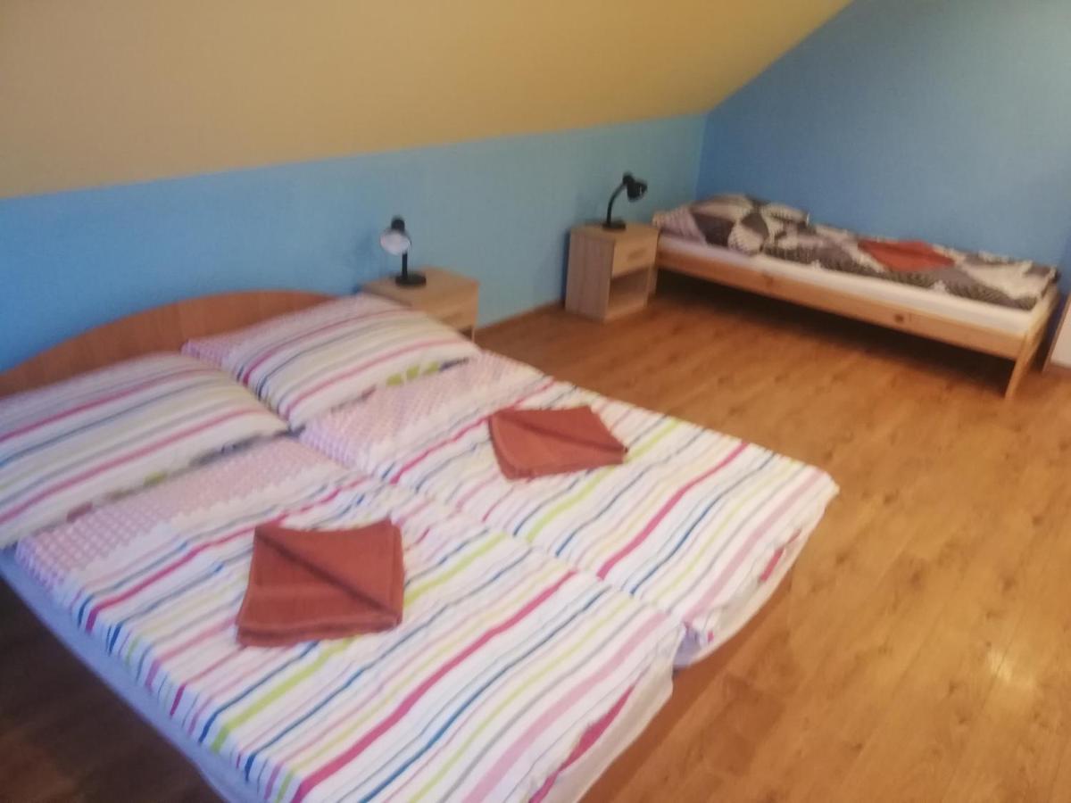 Appartamento privát femamki Licartovce Esterno foto