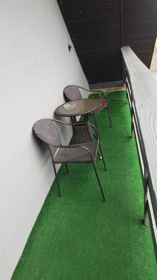 Appartamento privát femamki Licartovce Esterno foto