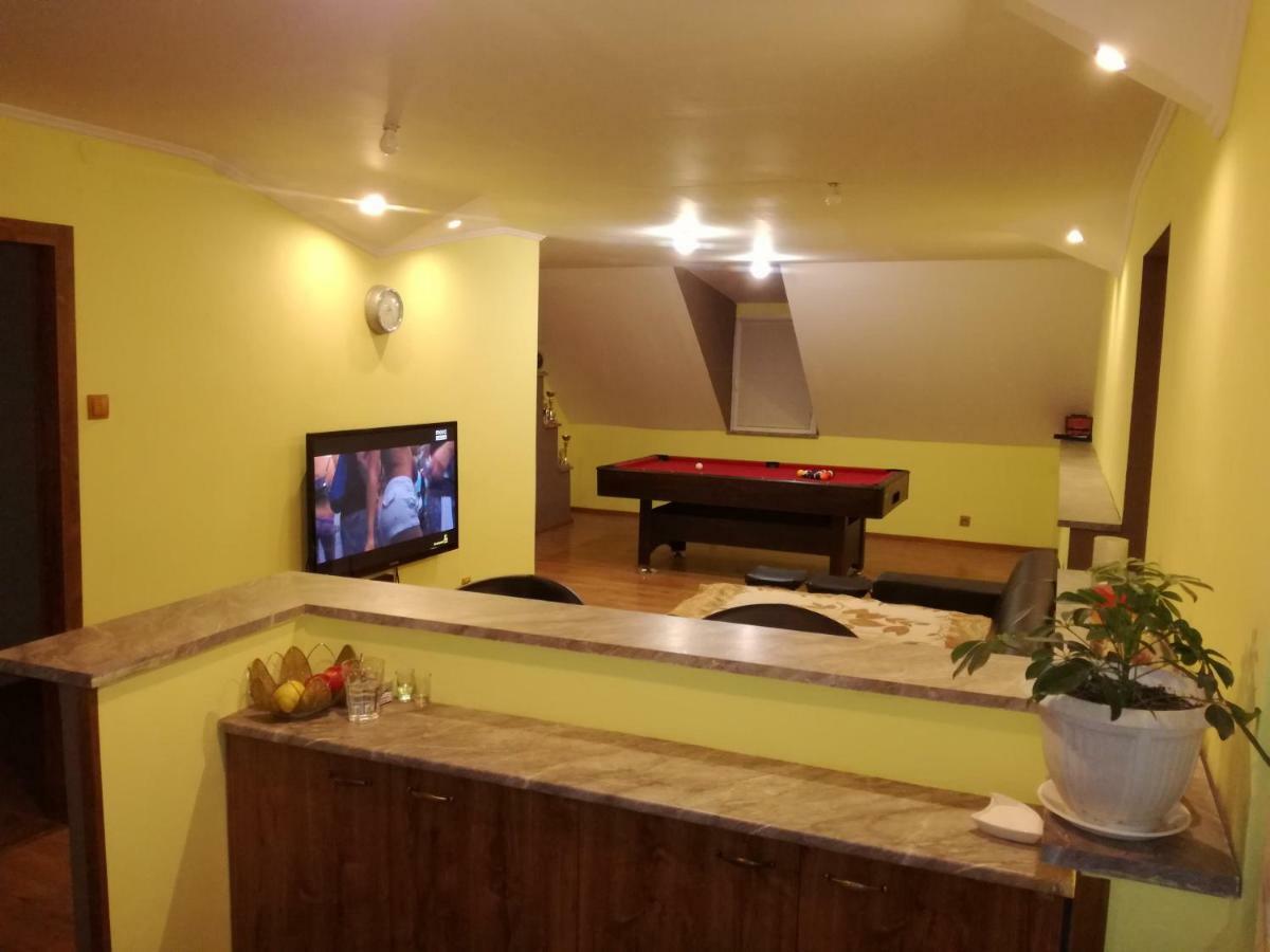Appartamento privát femamki Licartovce Esterno foto